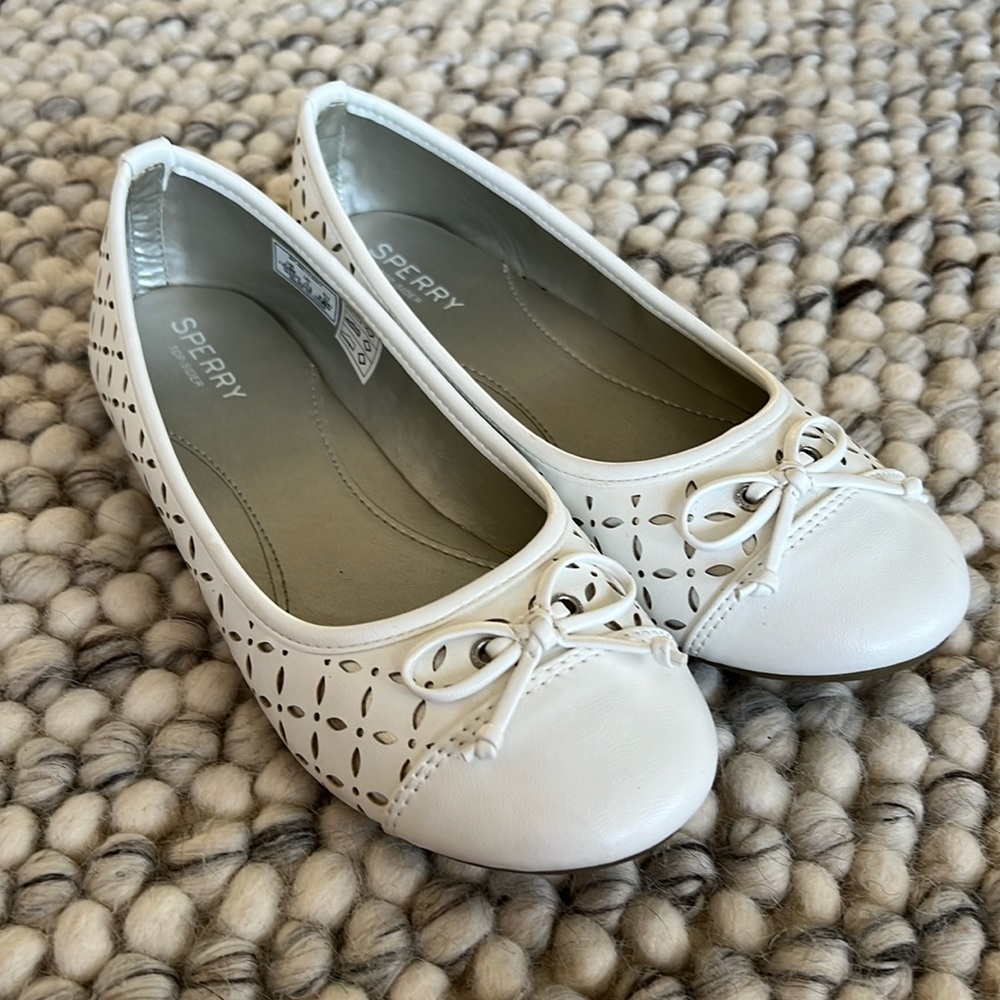 Sperry ballet flats